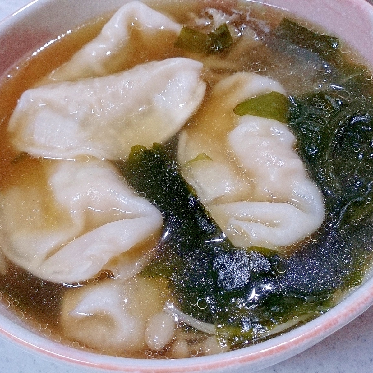 きのことわかめの水餃子スープ レシピ 作り方 By Hideok8 楽天レシピ きのことわかめの水餃子スープ レシピ 作り方 By Hideok8 楽天レシピ